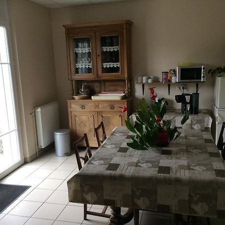La Demi-Lune Bed & Breakfast Bailleval Екстериор снимка