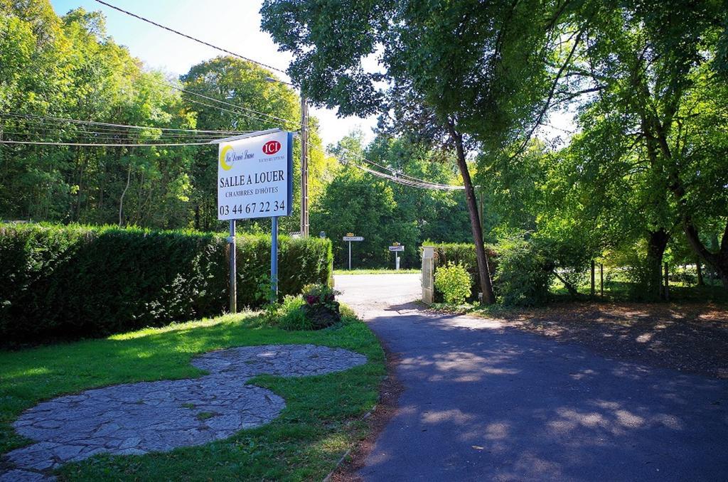 La Demi-Lune Bed & Breakfast Bailleval Екстериор снимка